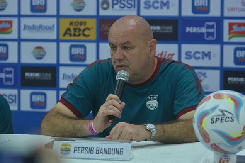 Pelatih Persib Bandung, Bojan Hodak